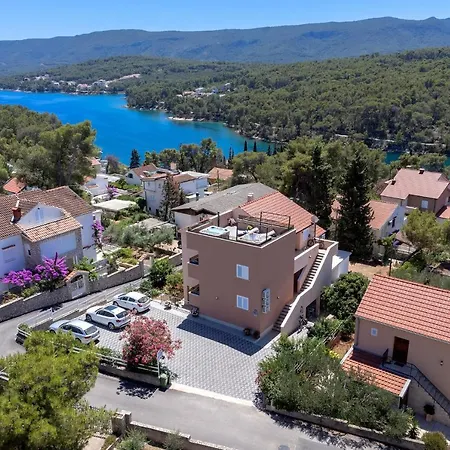 Marinna 4* Vrboska