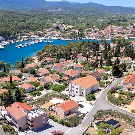 Marinna * Vrboska