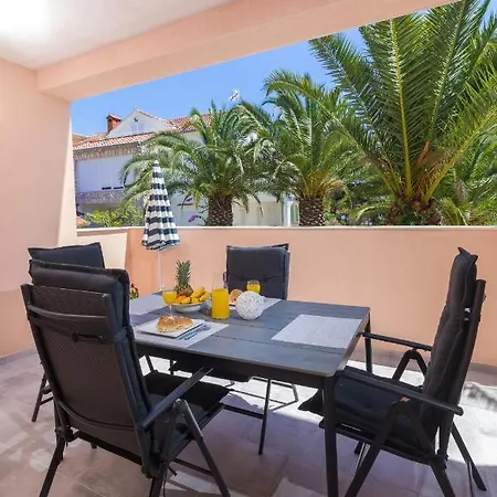 Marinna Guest house *