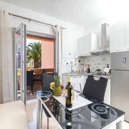 Marinna Penzion Vrboska