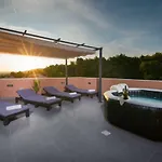 Marinna Guest house 4*
