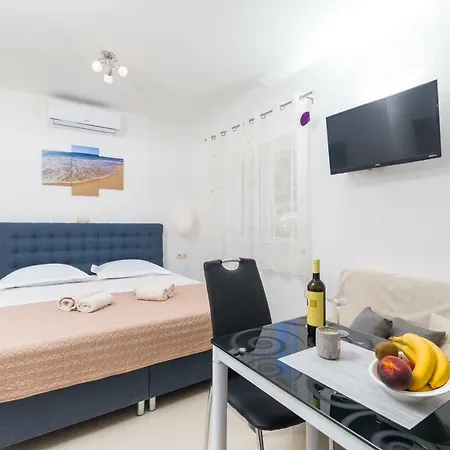 Marinna 4* Vrboska